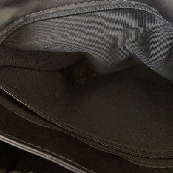 Authentic Chanel Patent Large Reverso Le Boy Messenger Bag - Picture 14 of 16